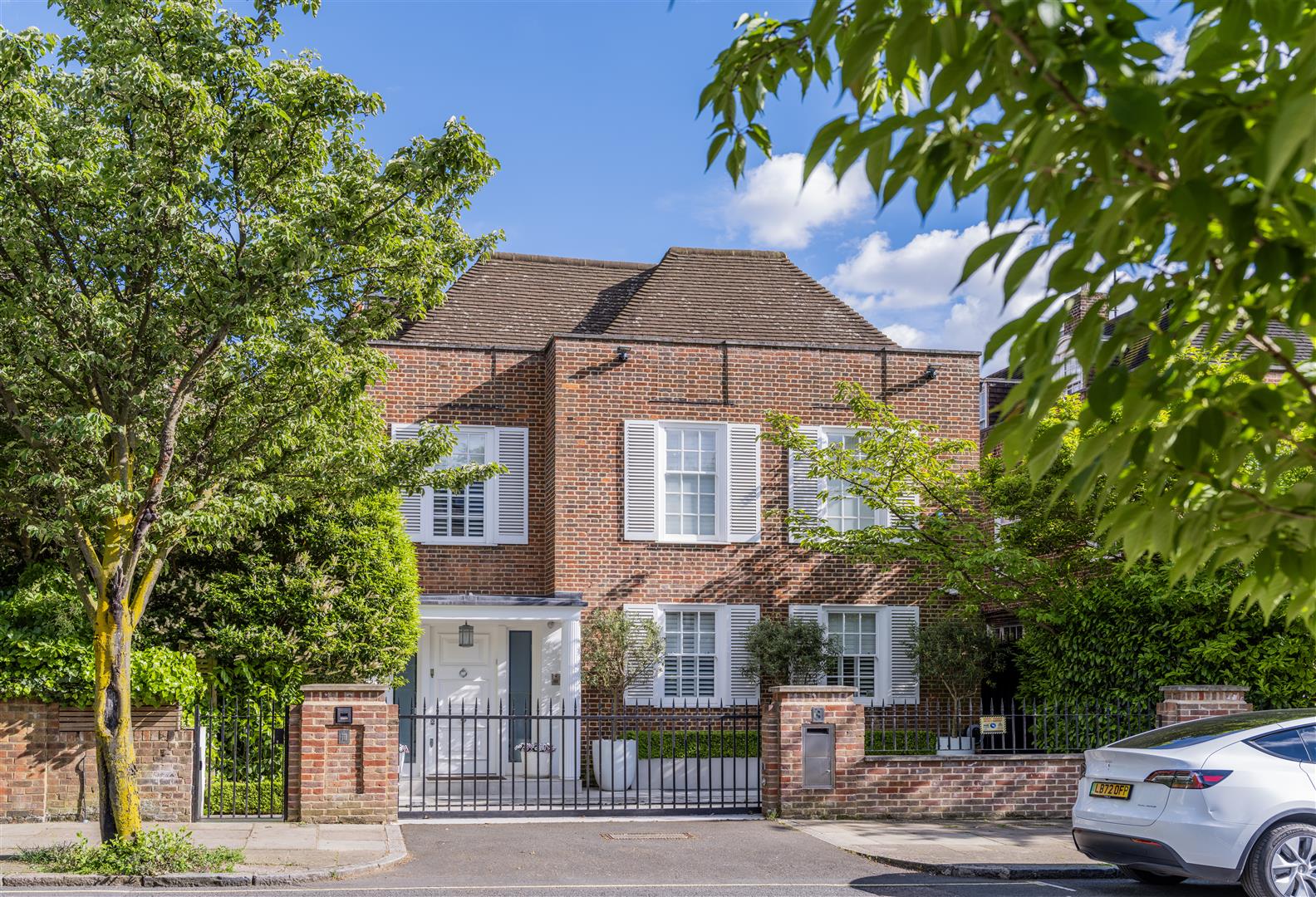 Clifton Hill, St John's Wood NW8 Arlington Residential