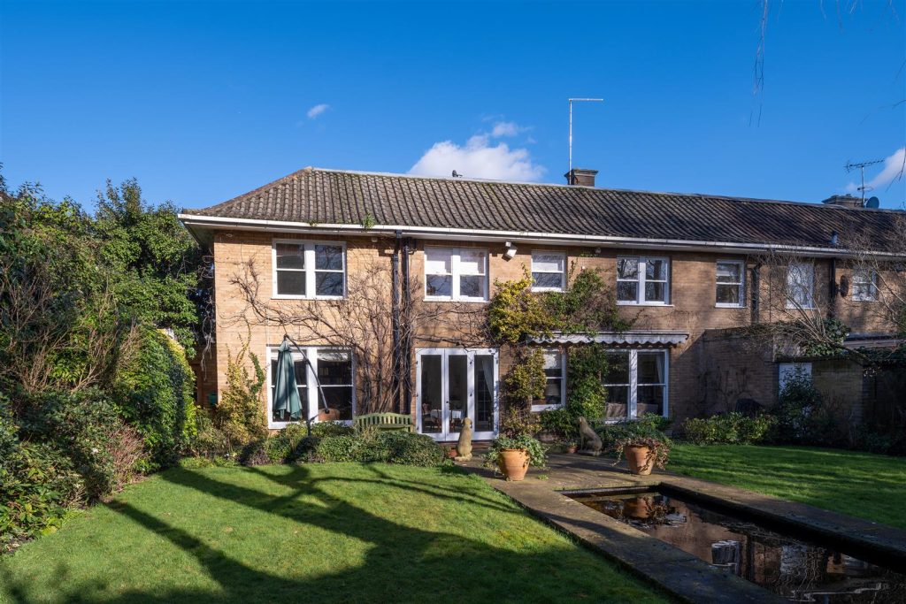 Woronzow Road, St Johns Wood, NW8