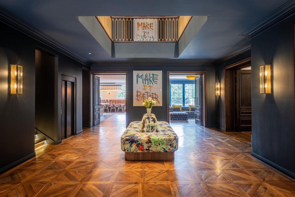 Hampstead Lane, Kenwood, NW3