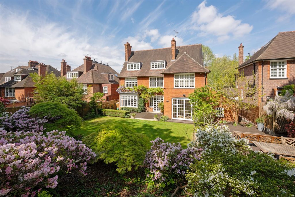 Hampstead, London, NW3