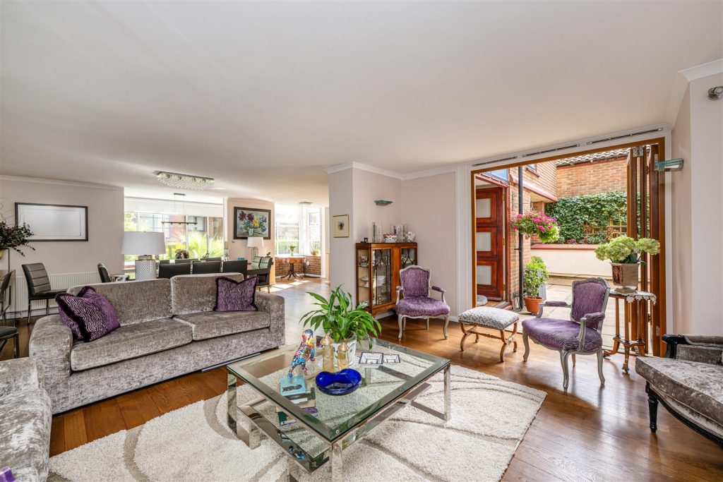 Birchwood Drive, Hampstead, NW3