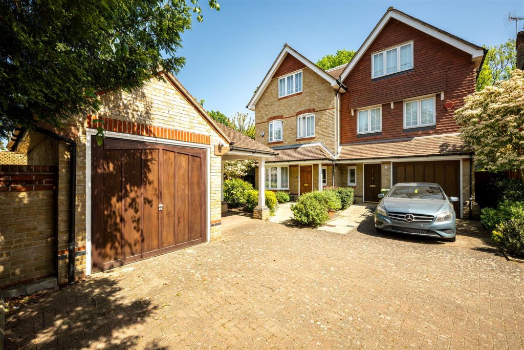 Cavendish Place, Mapesbury, NW2