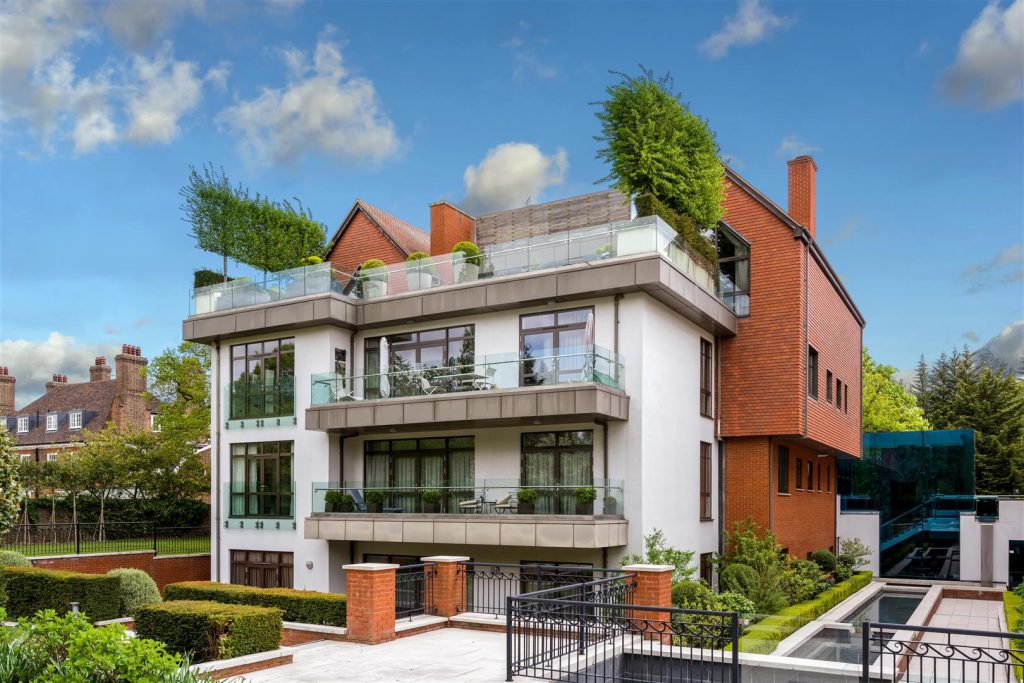 The Bishops Avenue, Hampstead Garden Suburb, N2