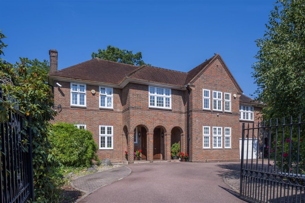 Winnington Road, Hampstead Garden Suburb, N2